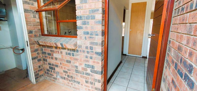3 Bedroom Property for Sale in Langenhovenpark Free State
